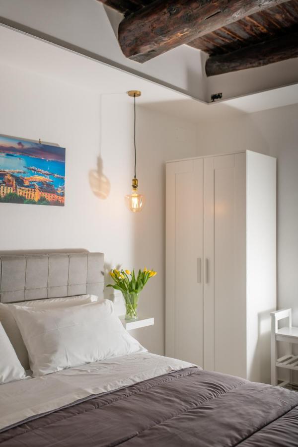 Residenza San Gregorio Armeno Villa Наполи Екстериор снимка
